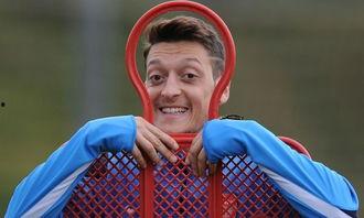 厄齐尔最新爆料新闻,转会内幕与职业生涯转折点 第1张 厄齐尔最新爆料新闻,转会内幕与职业生涯转折点 第1张